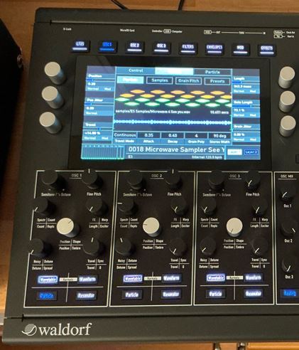 Waldorf-Iridium desktop as new